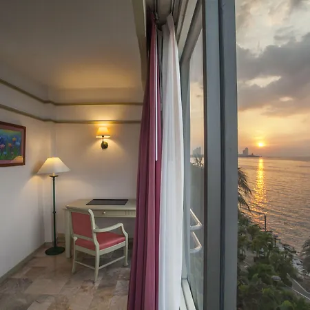 Cholchan Pattaya Beach Resort - Sha Extra Plus-3