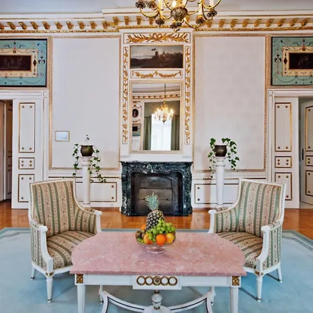 Grand Hotel-3