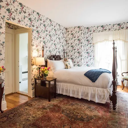 Jared Coffin House-3