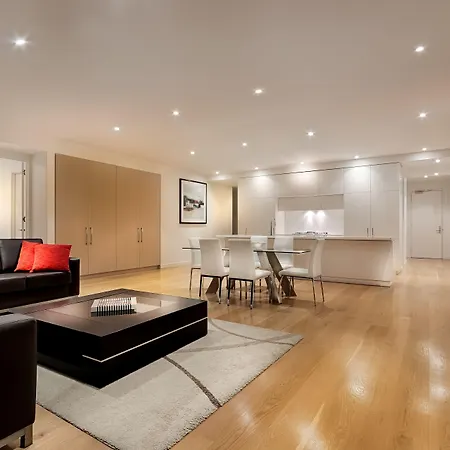 Caroline Serviced Apartments Brighton-2
