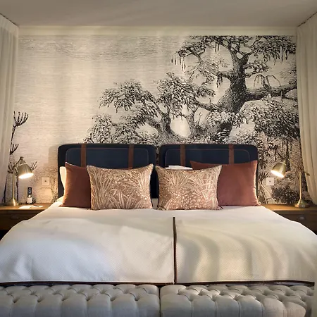 Anantara Stanley & Livingstone Victoria Falls Hotel-3