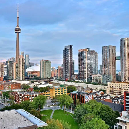 1 Hotel Toronto-3
