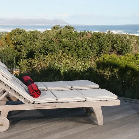 Mosselberg On Grotto Beach-3