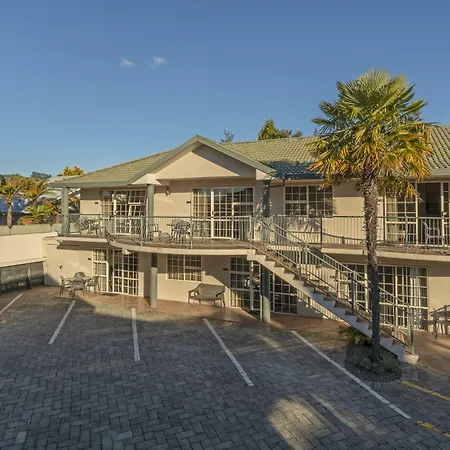 Silver Fern Rotorua Suites & Spa-3