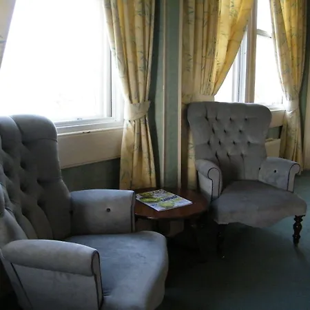 The Ayrlington Guesthouse-2