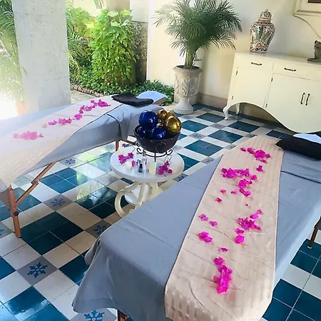 Casa Lecanda Boutique Hotel-3