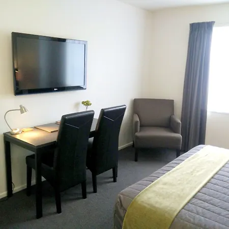 Airport Palms Motel-3