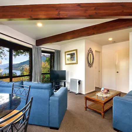 Balmoral Lodge-2