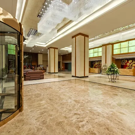 Muong Thanh Luxury Quang Ninh Hotel-3