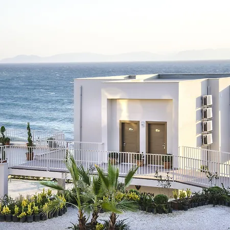 Ladies Beach Suite Hotel (Adults Only)-3