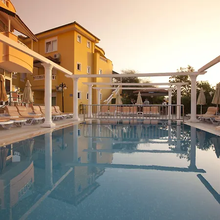 Club Paradiso Hotel-2