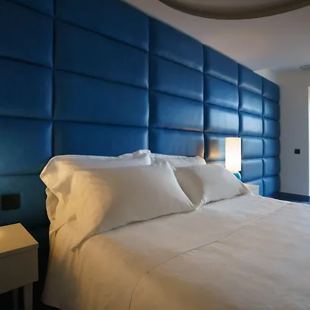 Grotta Palazzese Beach Hotel-2