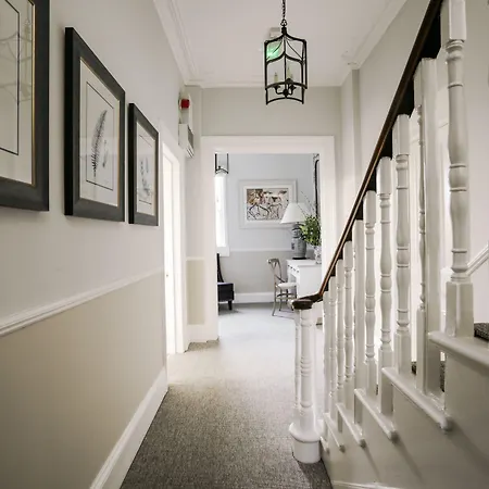 Leighton House - Boutique Guesthouse-2