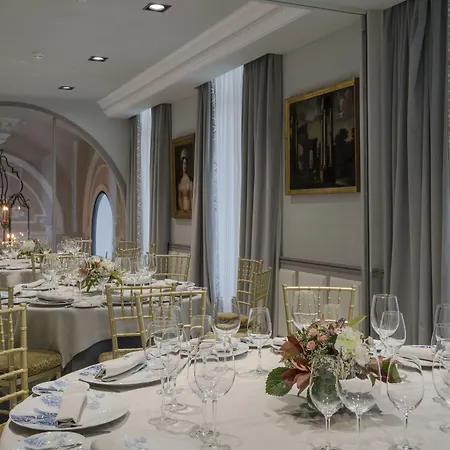 Relais & Chateaux Heritage Hotel-2