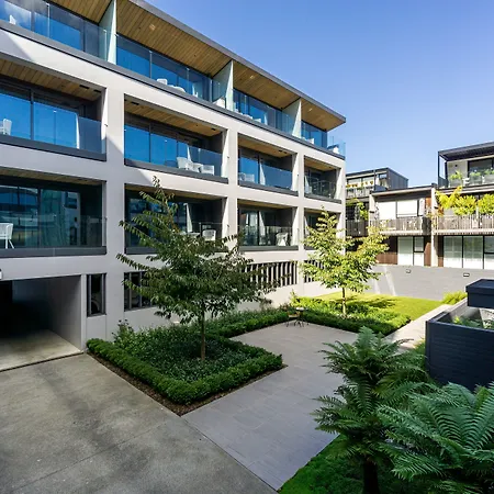 Fernz Motel & Apartments Birkenhead-2