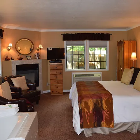 Candlelight Inn Napa Valley-2