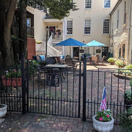 The Richard Johnston Inn & 1890 Caroline House-2