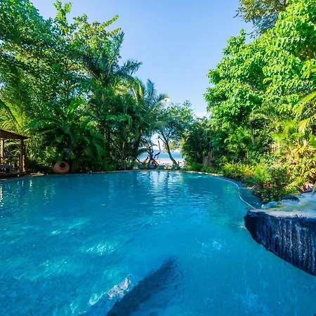 Ocho Artisan Bungalows (Adults Only)-2