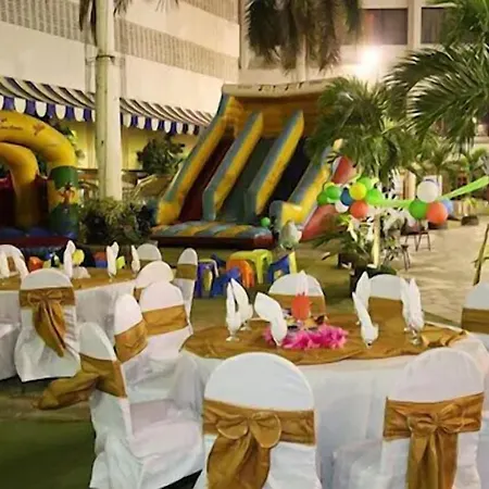 Regent Plaza Hotel & Convention Center-2