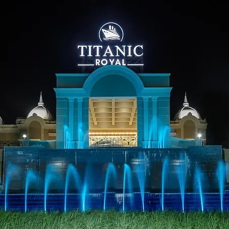 Titanic Royal-Families And Couples Only-3