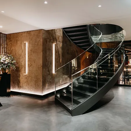 Do & Co Hotel Muenchen-3