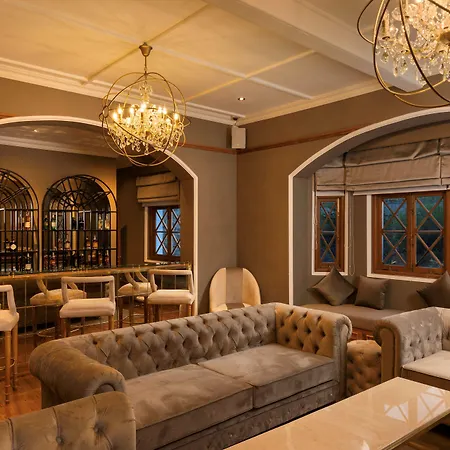 The Bellwood Manor-3