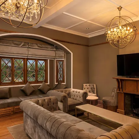 The Bellwood Manor-2