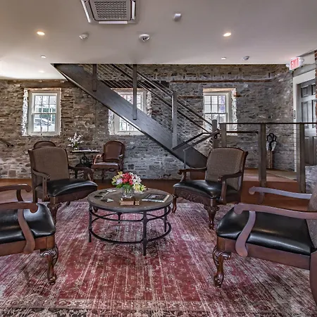 Carriage House New Hope-3