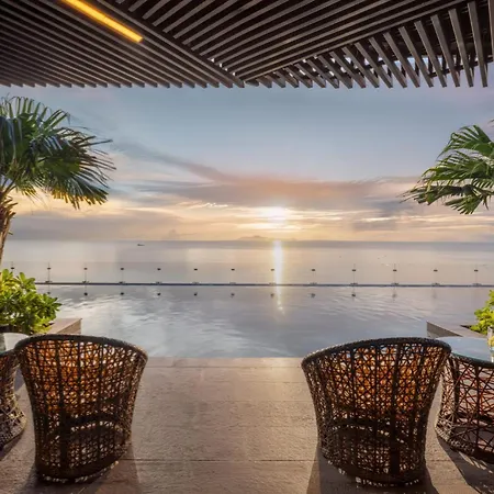 Peninsula Hotel Danang-2