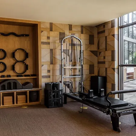 Bowie House, Auberge Collection-3
