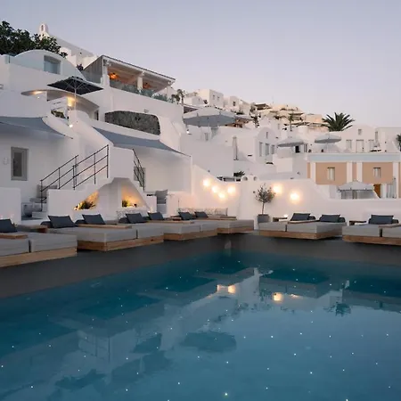 La Perla Villas And Suites (Adults Only)-3
