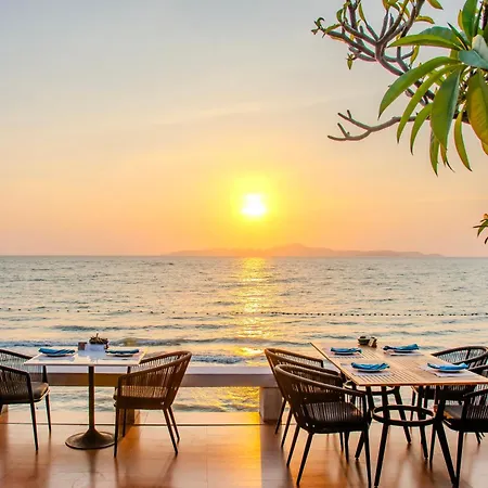 Royal Cliff Beach Hotel Pattaya-2