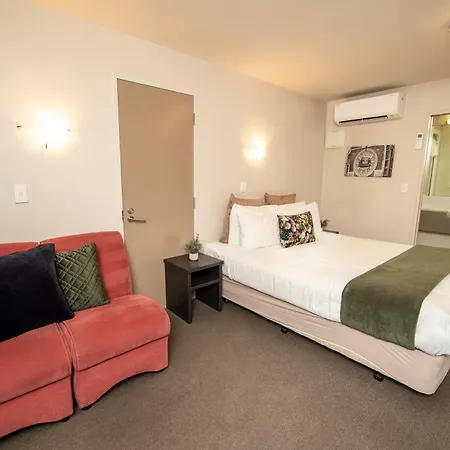 Cranford Oak Motel-2