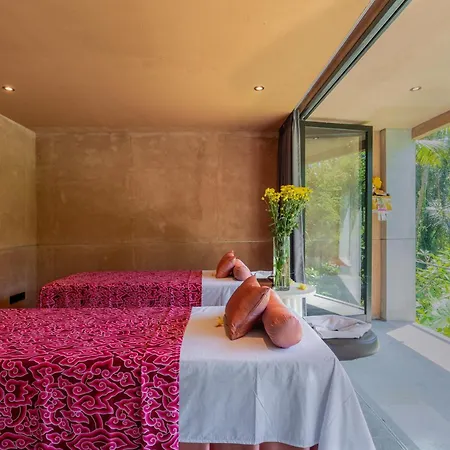 Amora Ubud Boutique Villas-3