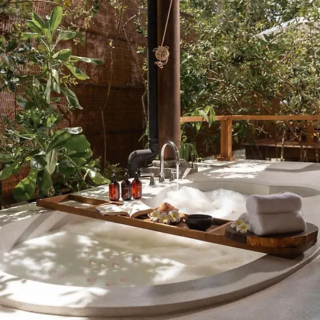 Green Bay Phu Quoc Resort & Spa-3