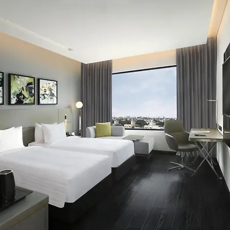 Novotel Chennai Chamiers Road-2