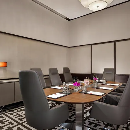 Grand Hyatt Abu Dhabi Hotel & Residences Emirates Pearl-3