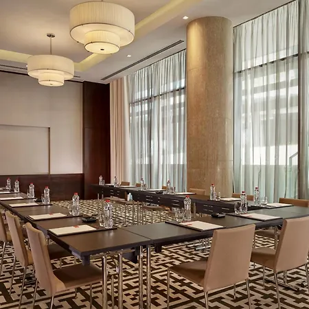 Grand Hyatt Abu Dhabi Hotel & Residences Emirates Pearl-2