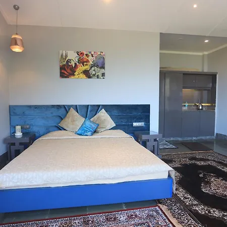 360 South, Khandala-2