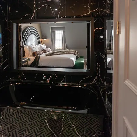 Hotel Gotham Newcastle-2