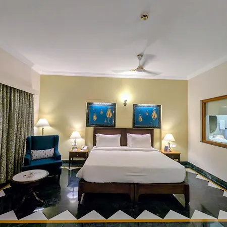 Ramada By Wyndham Udaipur Resort And Spa-3