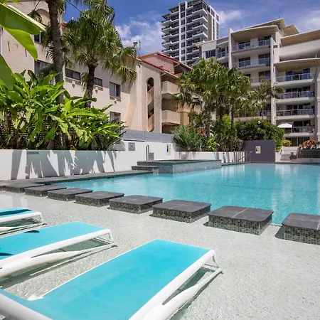 Trilogy Surfers Paradise-3