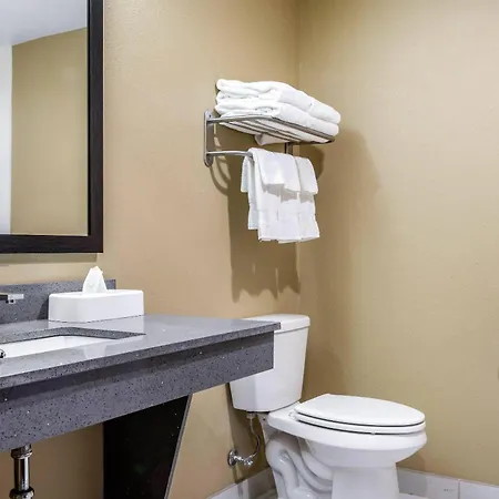Comfort Inn & Suites Ashland-2