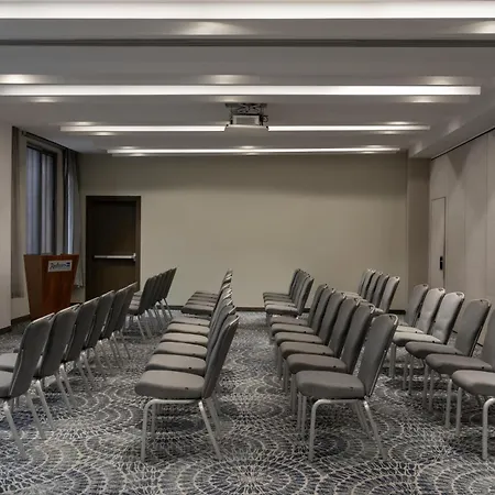 Radisson Blu Hotel & Residence Nairobi Arboretum-3