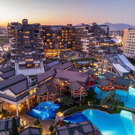 Limak Lara Deluxe Hotel & Resort Antalya-3