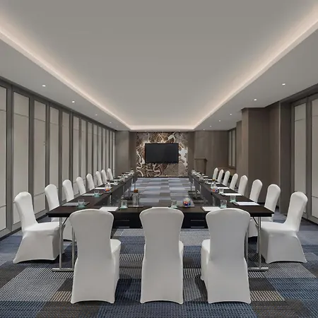 Le Meridien Ahmedabad, A Premium Marriott Hotel-3