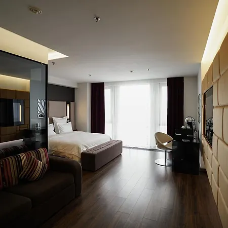 11 Mirrors Design Hotel-3