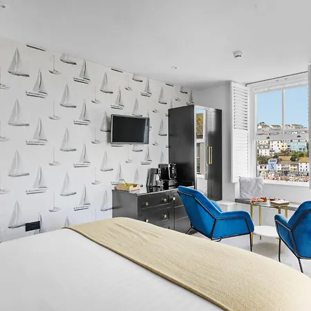 Golden Vanity Suite - Sea View - Free Wi-Fi-3