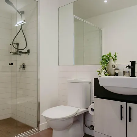 Punthill Essendon-2