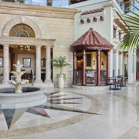 Hilton Cairo Grand Nile-3